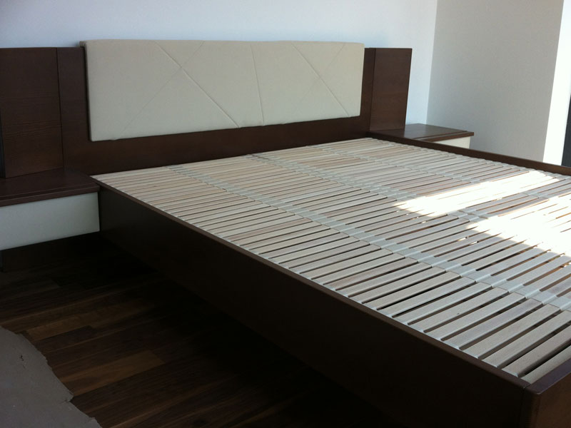 Dubová posteľ: Lima